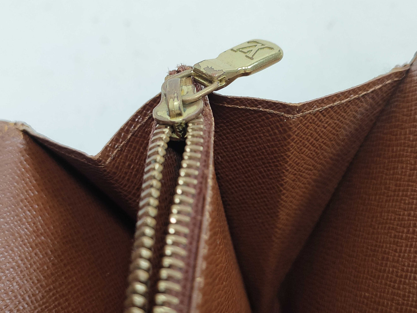 LOUIS VUITTON TH 1003 Monogram LOUIS VUITTON Louis Vuitton Pochette Porte Monnaie Credit Monogram M61725 Long Wallet