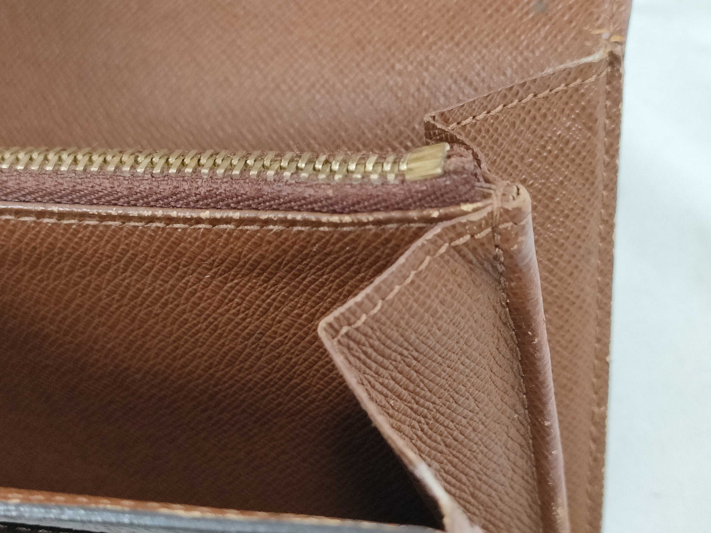LOUIS VUITTON TH 1003 Monogram LOUIS VUITTON Louis Vuitton Pochette Porte Monnaie Credit Monogram M61725 Long Wallet