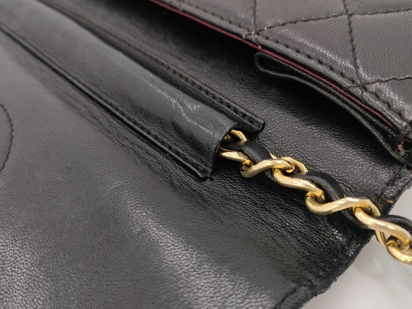 CHANEL Matelasse Lambskin Shoulder Bag