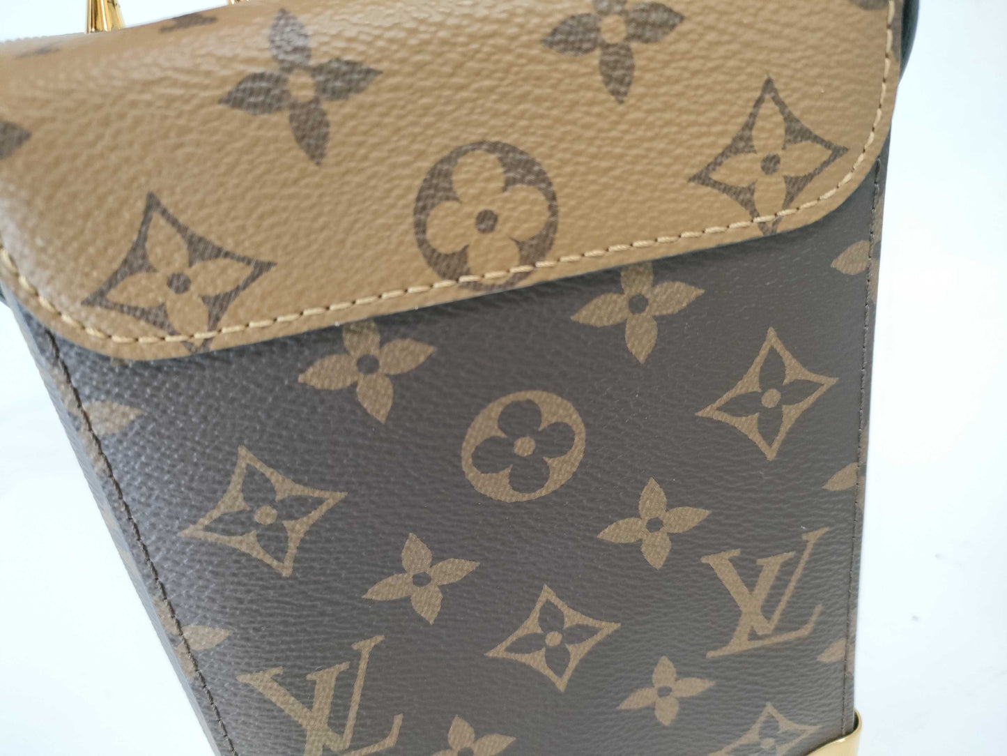 LOUIS VUITTON RFID Verified, Serial Unconfirmed, Monogram Louis Vuitton Monogram Reverse Camera Box Handbag
