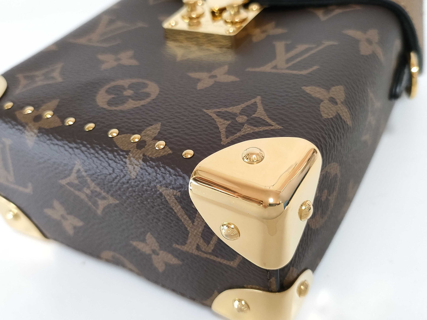 LOUIS VUITTON RFID Verified, Serial Unconfirmed, Monogram Louis Vuitton Monogram Reverse Camera Box Handbag
