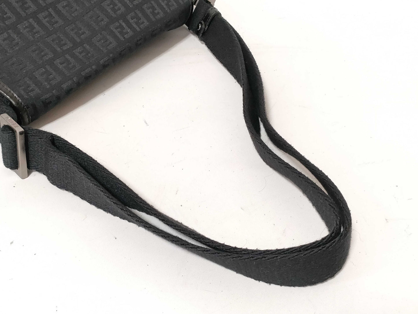 FENDI Zucca pattern Zucchino shoulder bag in black canvas and leather, 8BR320