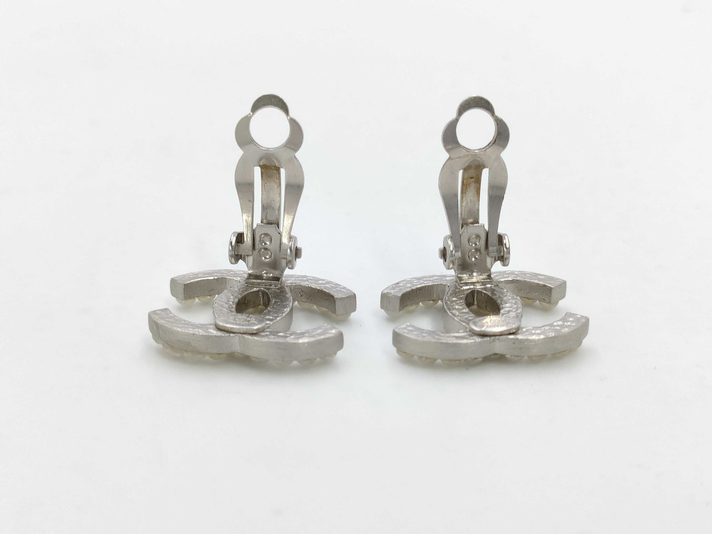 CHANEL Coco Mark Pearl 04P Earrings