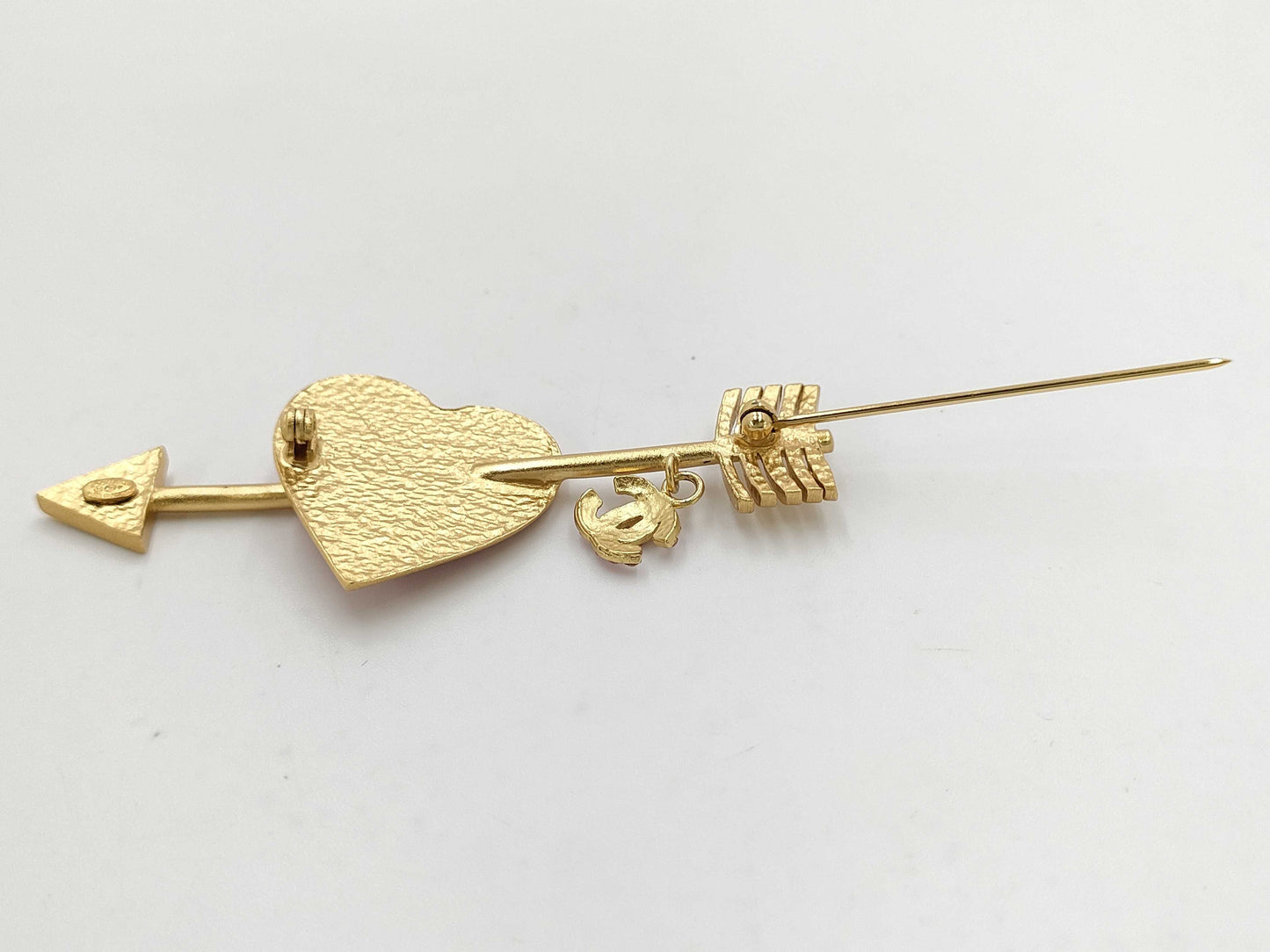 CHANEL Heart Arrow 02P Brooch