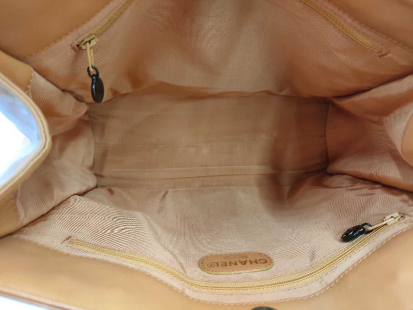 CHANEL Leather 53***** Tote Bag