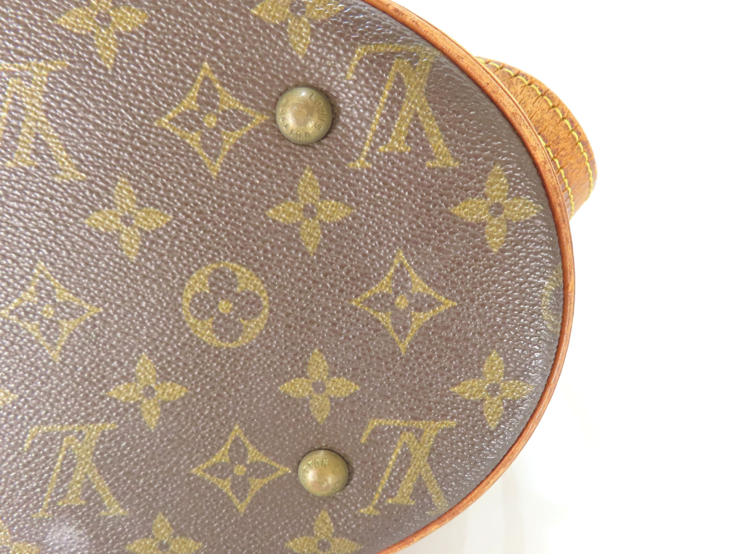 LOUIS VUITTON Monogram Monogram Bucket PM M42238 FL0053 Tote Bag