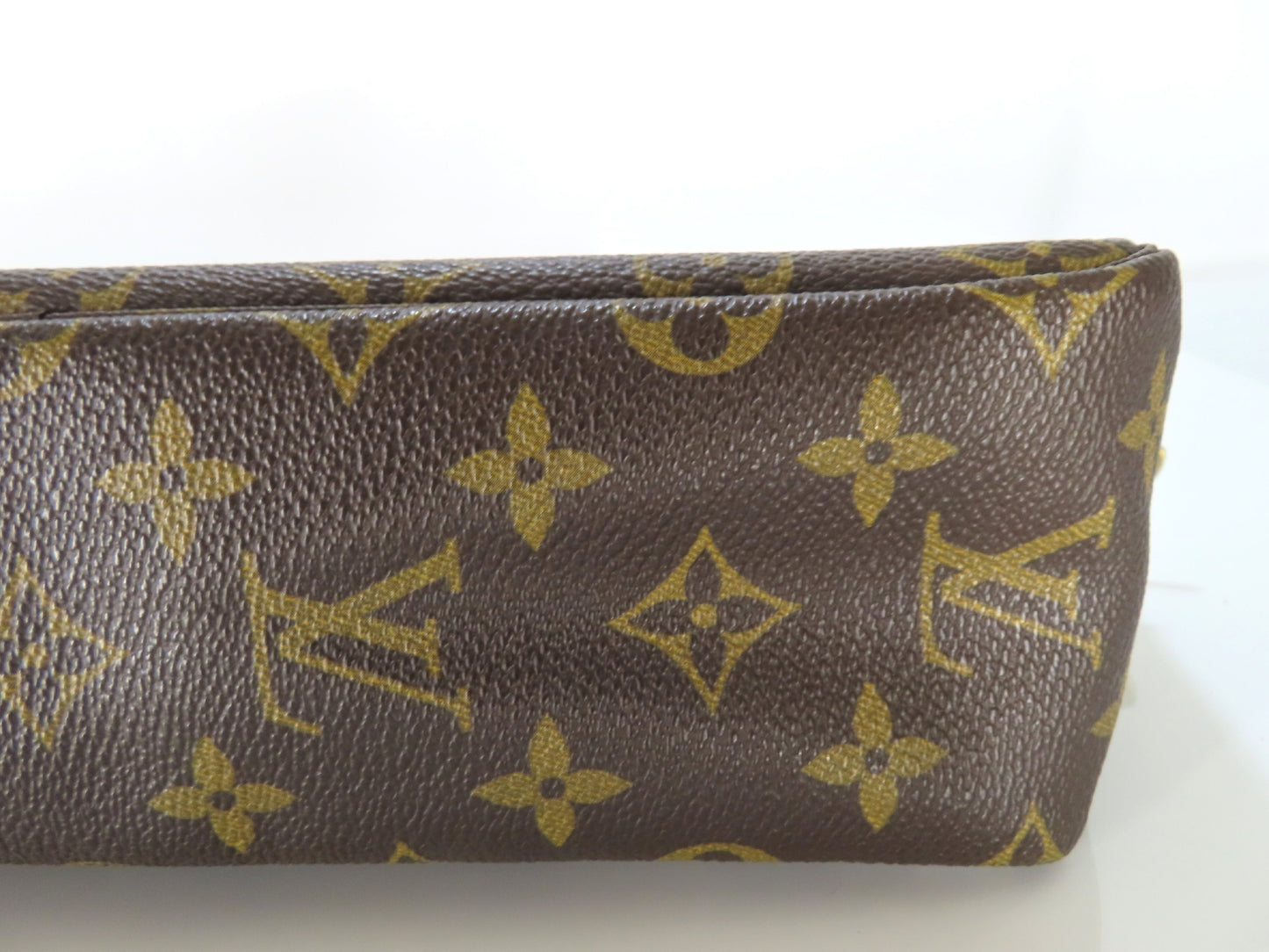 LOUIS VUITTON Monogram Truss Toilette 28 M47522 No.8912 Pouch