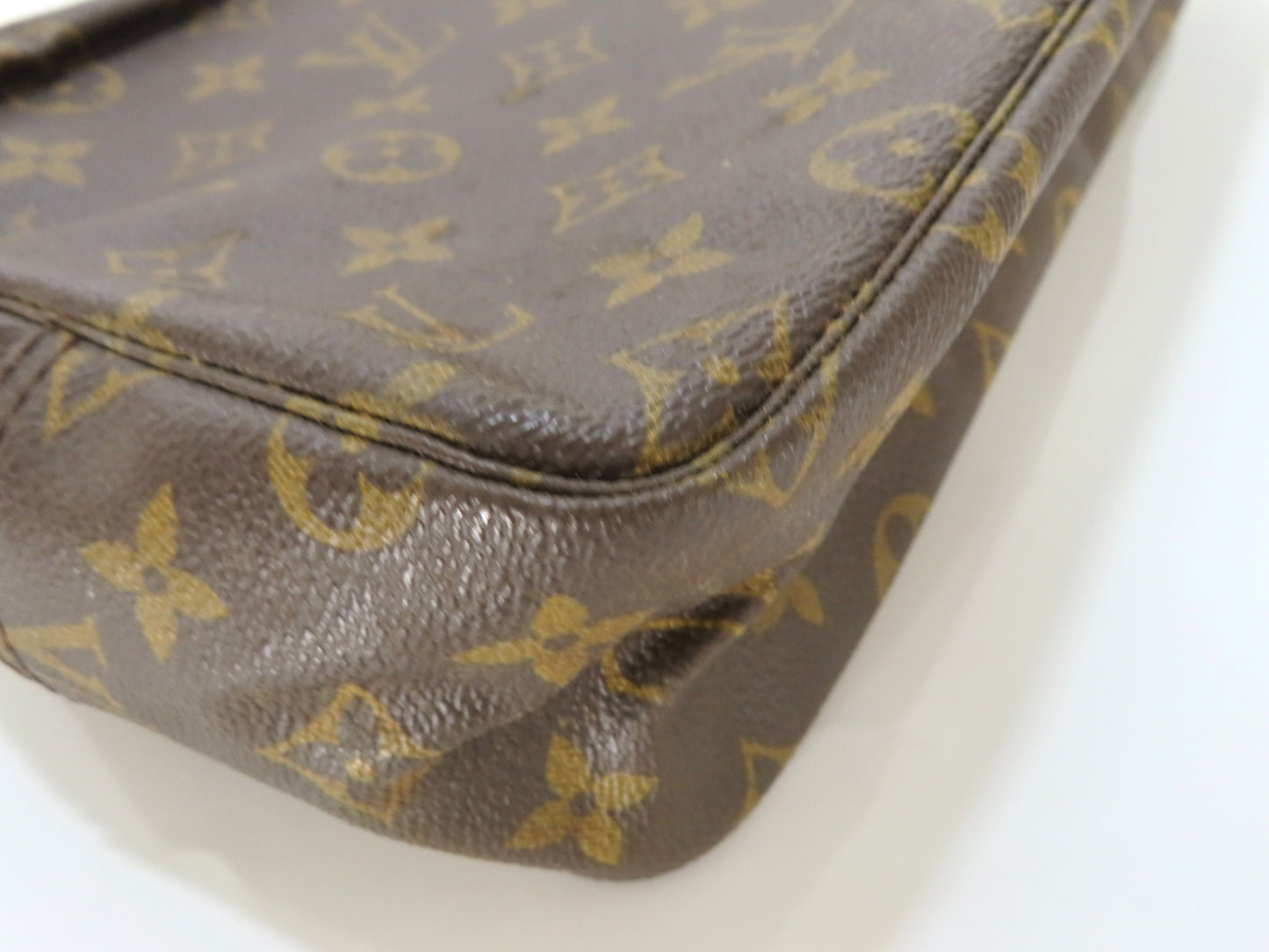 LOUIS VUITTON Monogram Truss Toilette 28 M47522 882NO Pouch