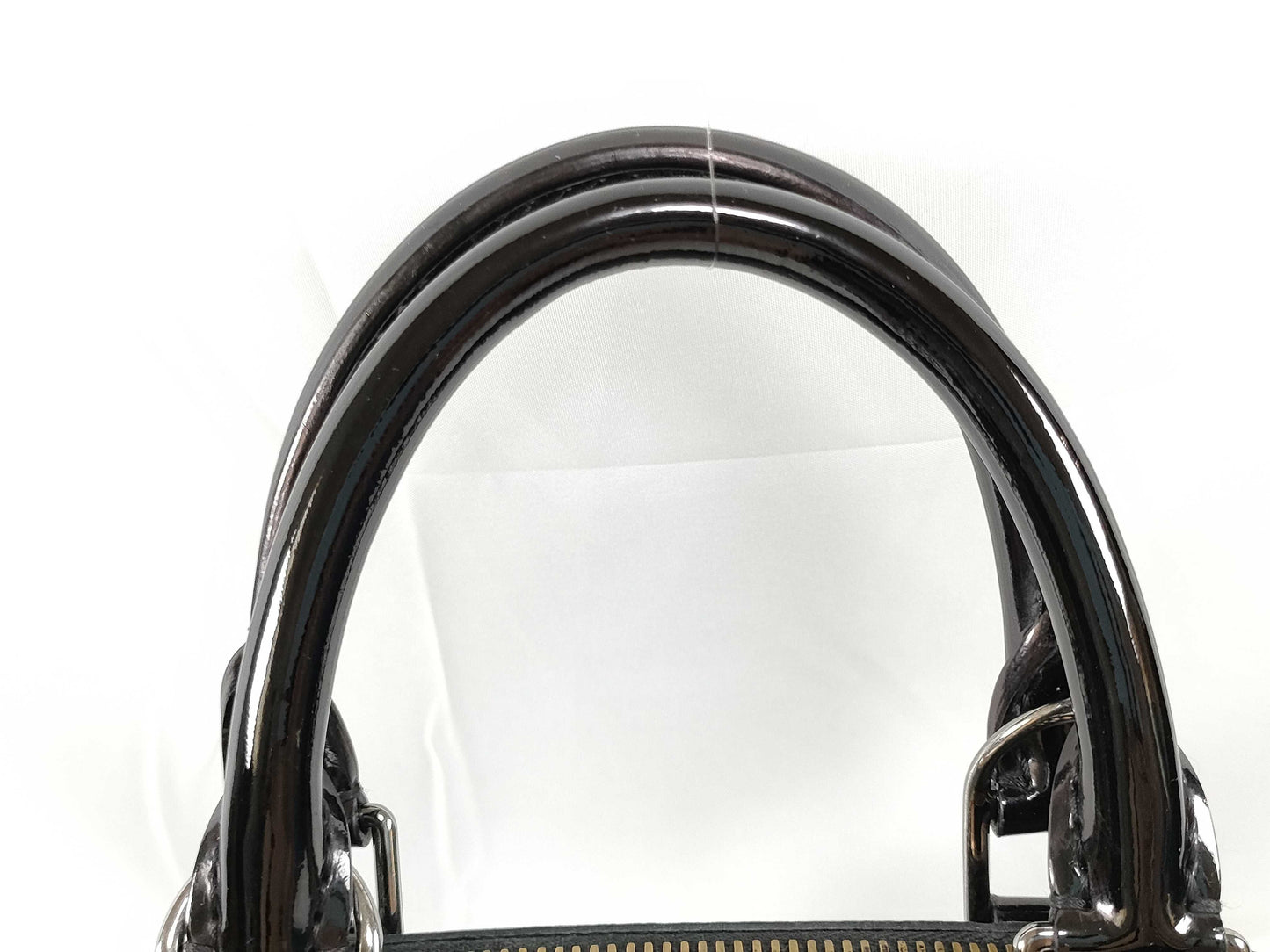 LOUIS VUITTON FL 5103 RFID Unverified Vernis Louis Vuitton Alma BB Handbag