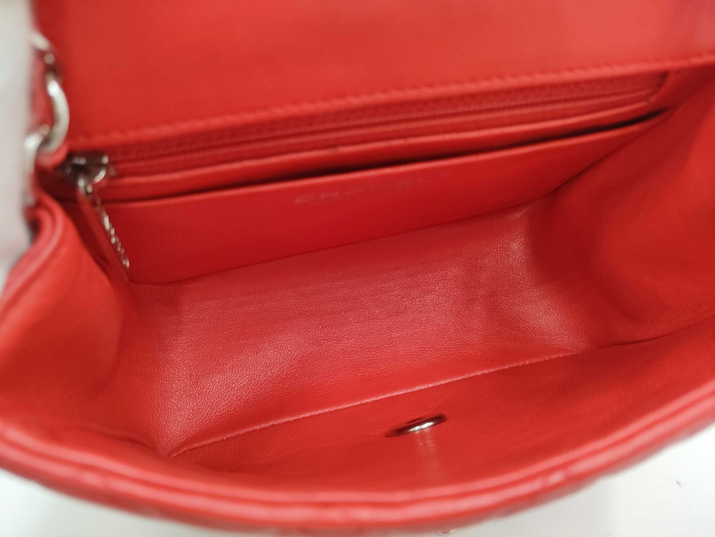 CHANEL shoulder bag