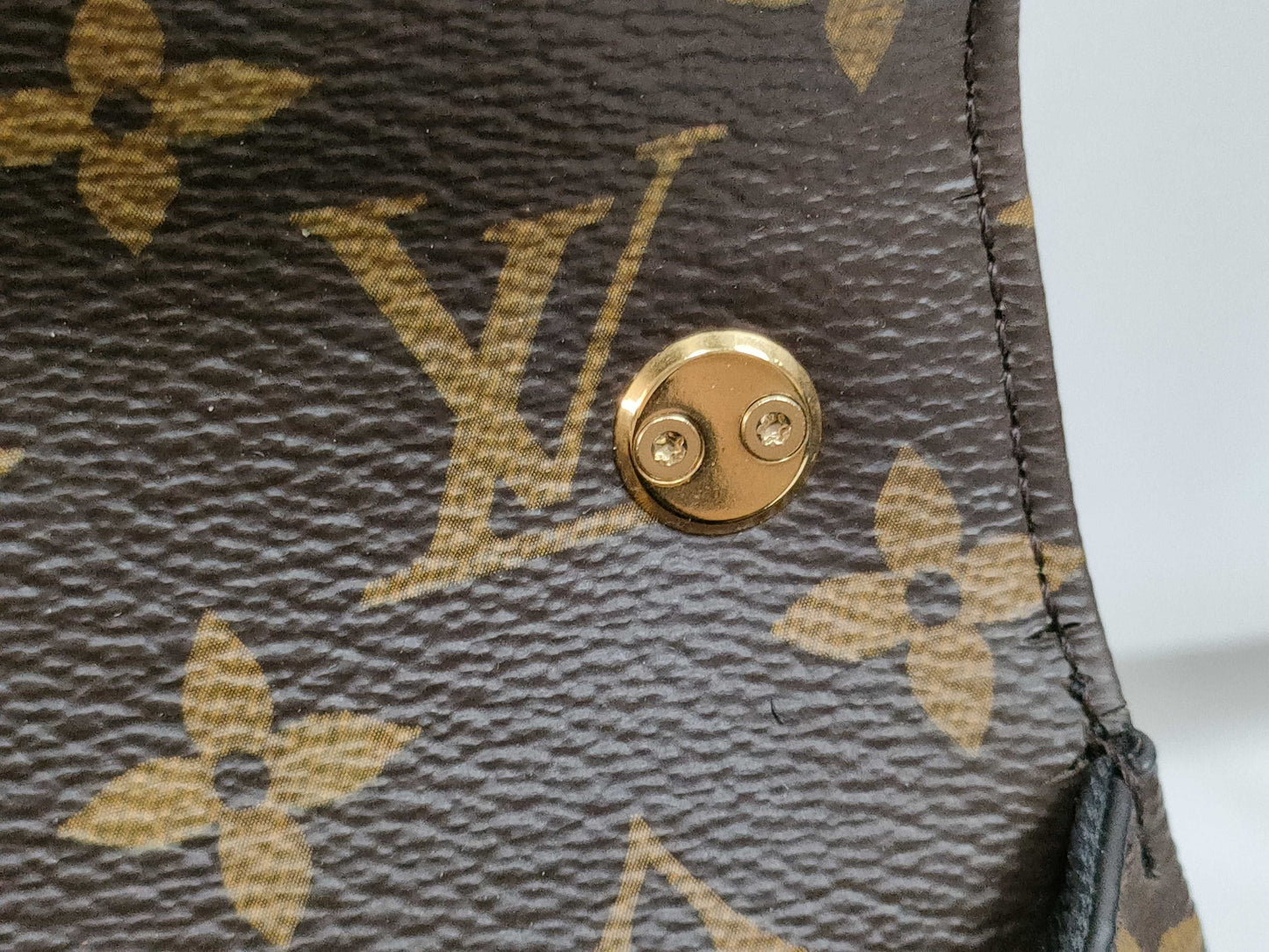 LOUIS VUITTON PL 2158 RFID Verified Monogram Louis Vuitton Message Shoulder Bag Handbag