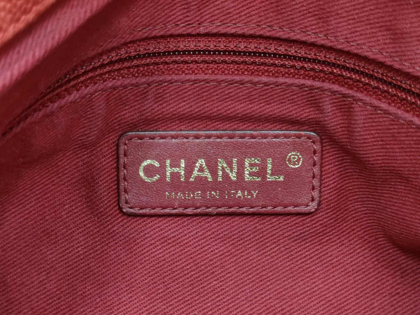 CHANEL shoulder bag