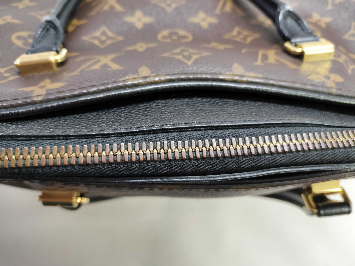 LOUIS VUITTON SN2138 Monogram Louis Vuitton Hand Shoulder Bag
