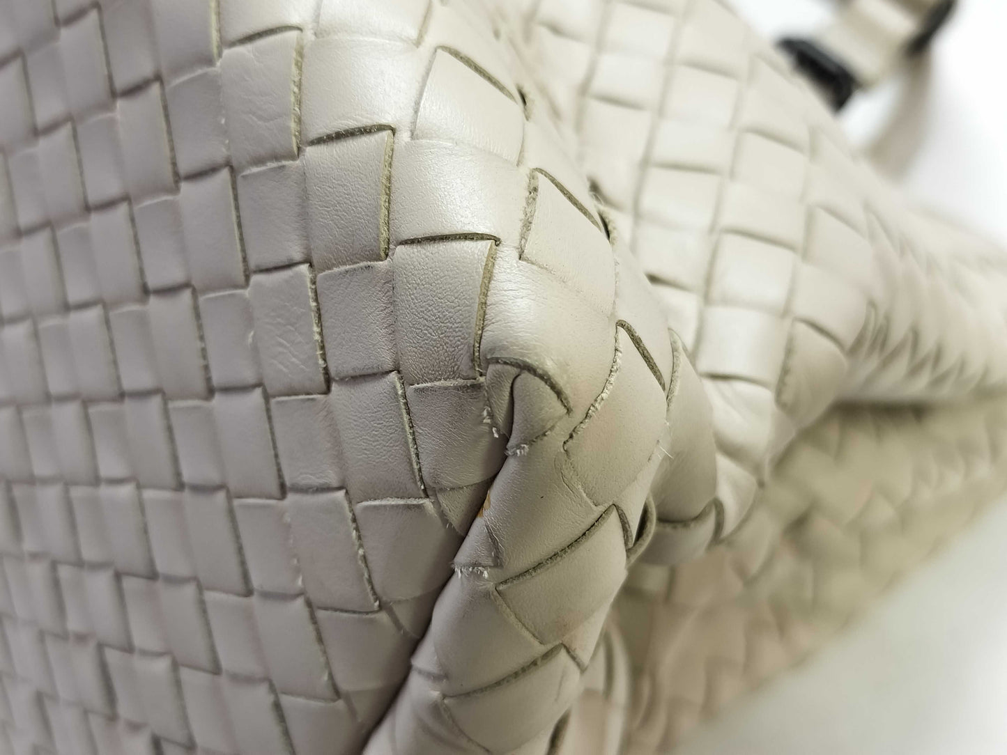 BOTTEGA VENETA Intrecciato Bottega Veneta Handbag