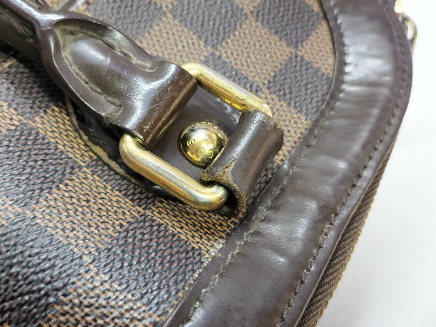 LOUIS VUITTON AR1018 Damier Louis Vuitton Handbag