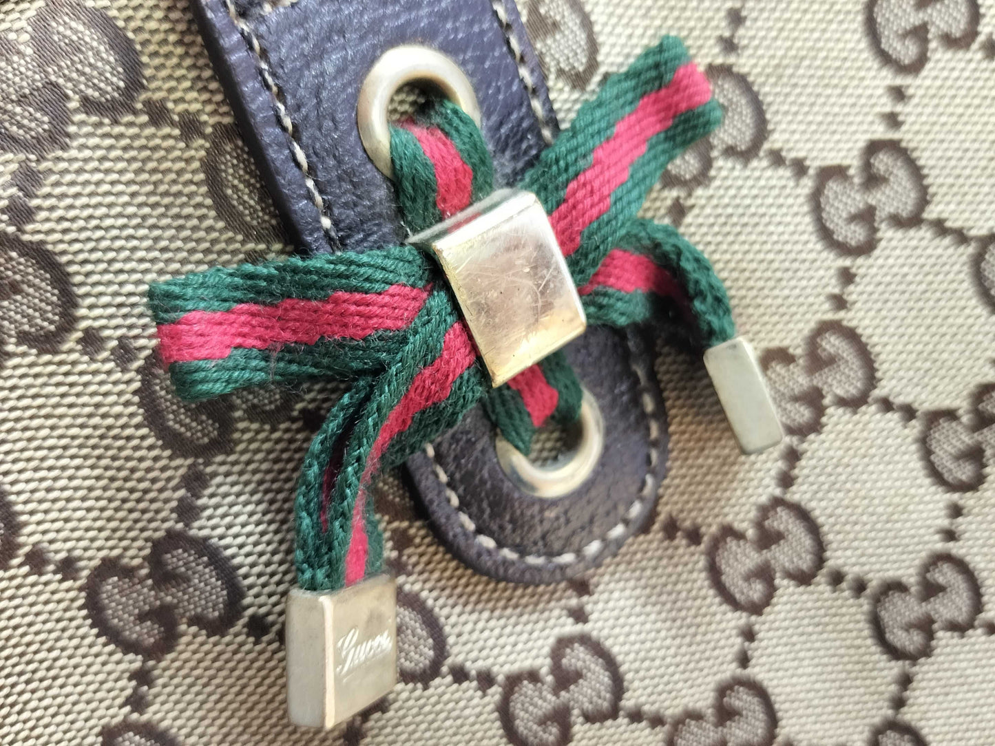 GUCCI GG Canvas Gucci Handbag Tote Bag