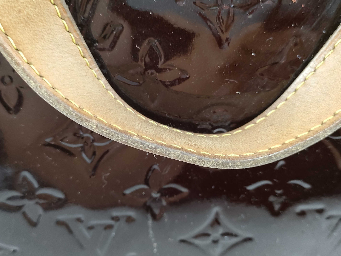 LOUIS VUITTON RFID Unverifiable Serial Number Unverifiable Vernis Louis Vuitton Handbag
