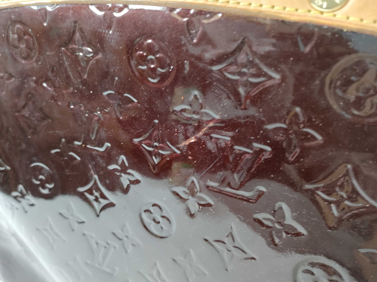 LOUIS VUITTON RFID Unverifiable Serial Number Unverifiable Vernis Louis Vuitton Handbag