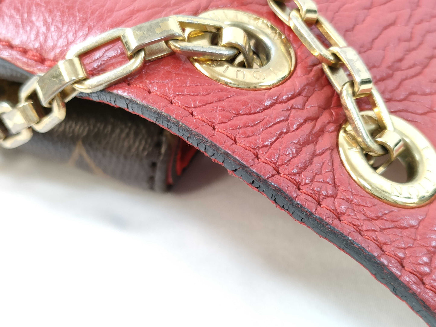 LOUIS VUITTON CA 4115 RFID Unverified Monogram Louis Vuitton Chain Shoulder Bag