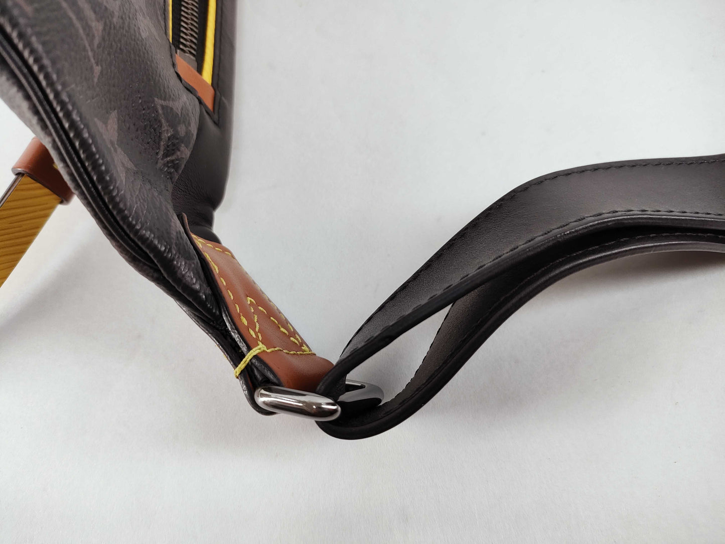LOUIS VUITTON Monogram Empreinte Louis Vuitton Bum Bag Shoulder Bag with Serial Number