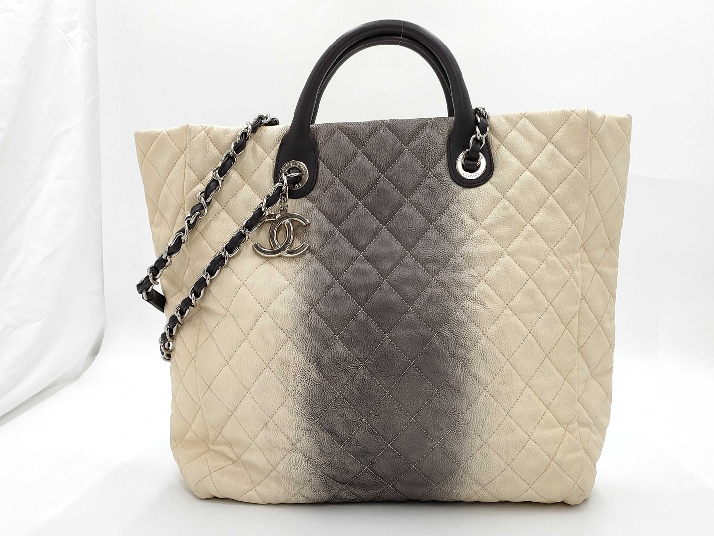 CHANEL tote bag