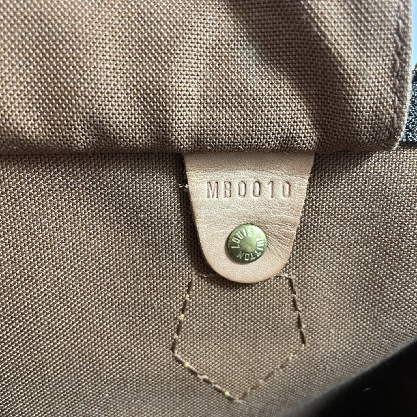 LOUIS VUITTON Speedy 35 Handbag