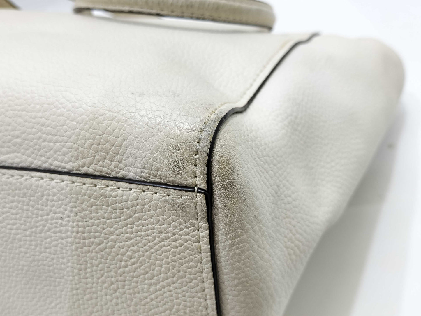 COACH White Turnlock Chain One-Shoulder Leather Tote Bag
