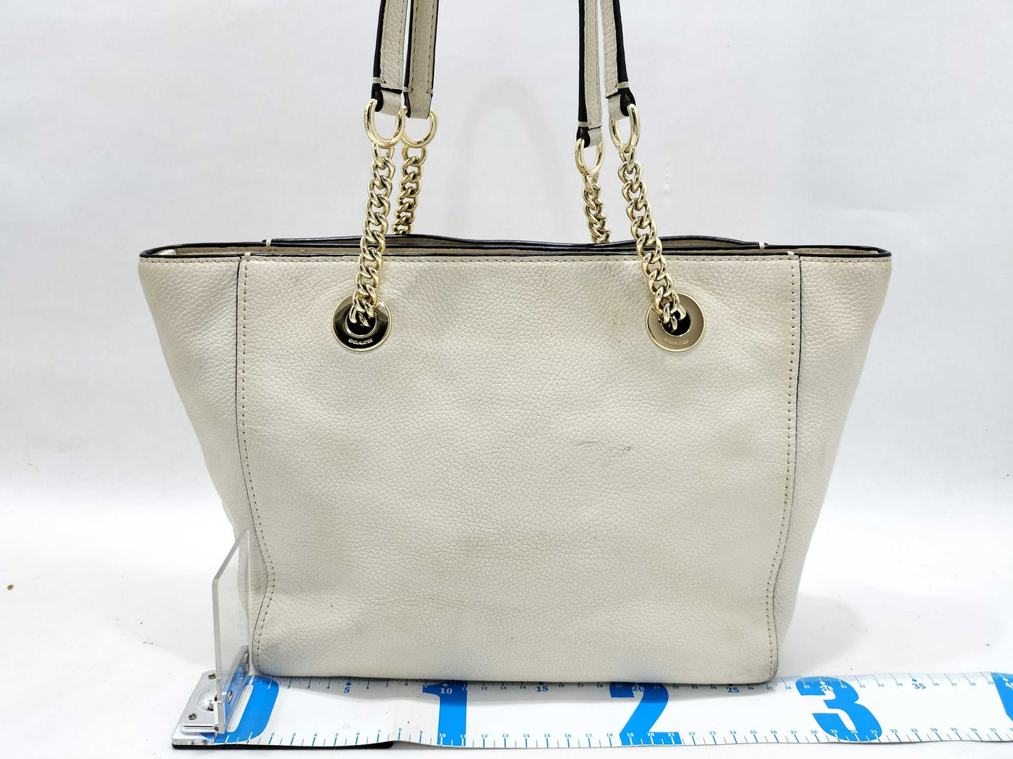 COACH White Turnlock Chain One-Shoulder Leather Tote Bag