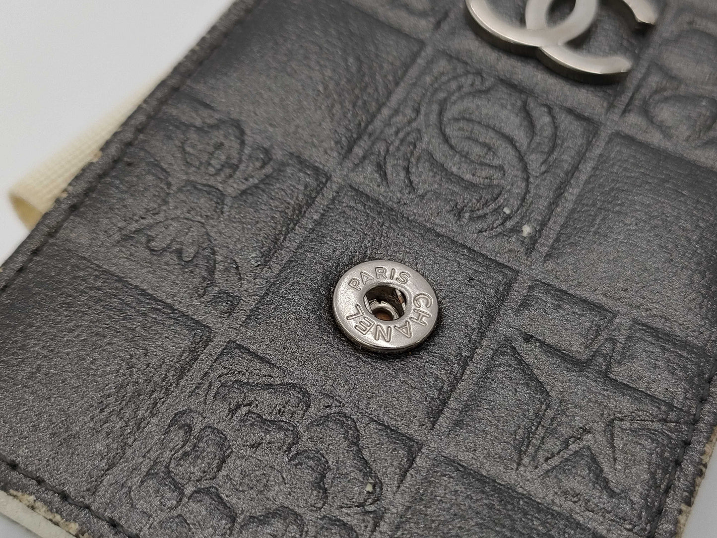 CHANEL CHANEL Mobile Phone Case Icon Silver Hardware/Chain Shoulder Other Accessories