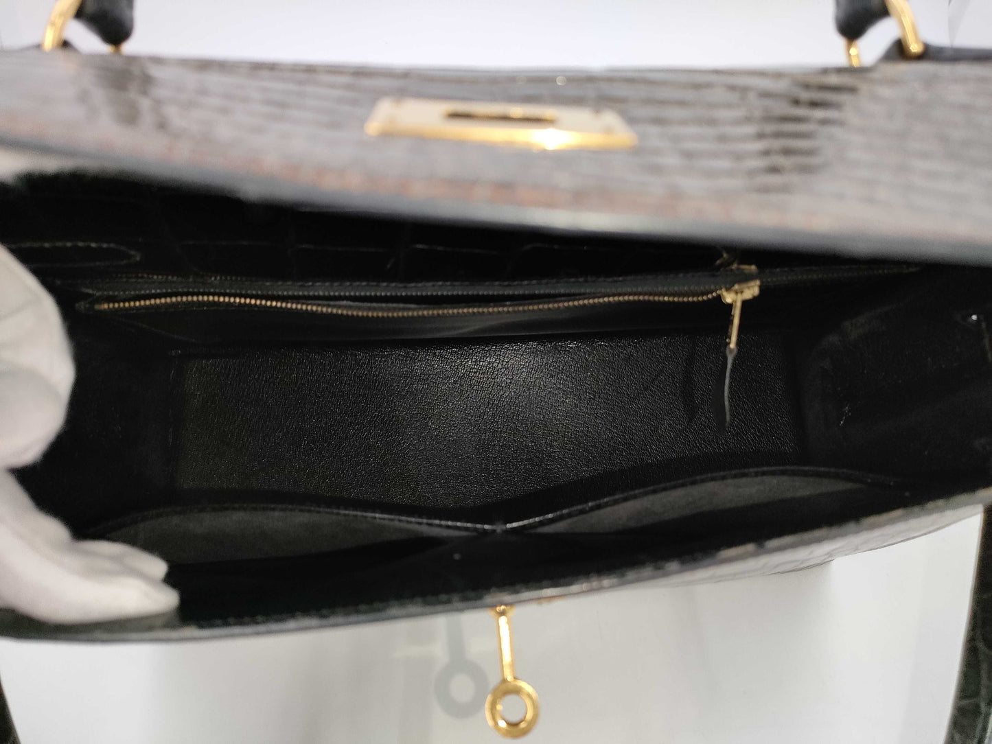 HERMES Kelly 32 Alligator Tricolore Shoulder Bag with Gold Hardware