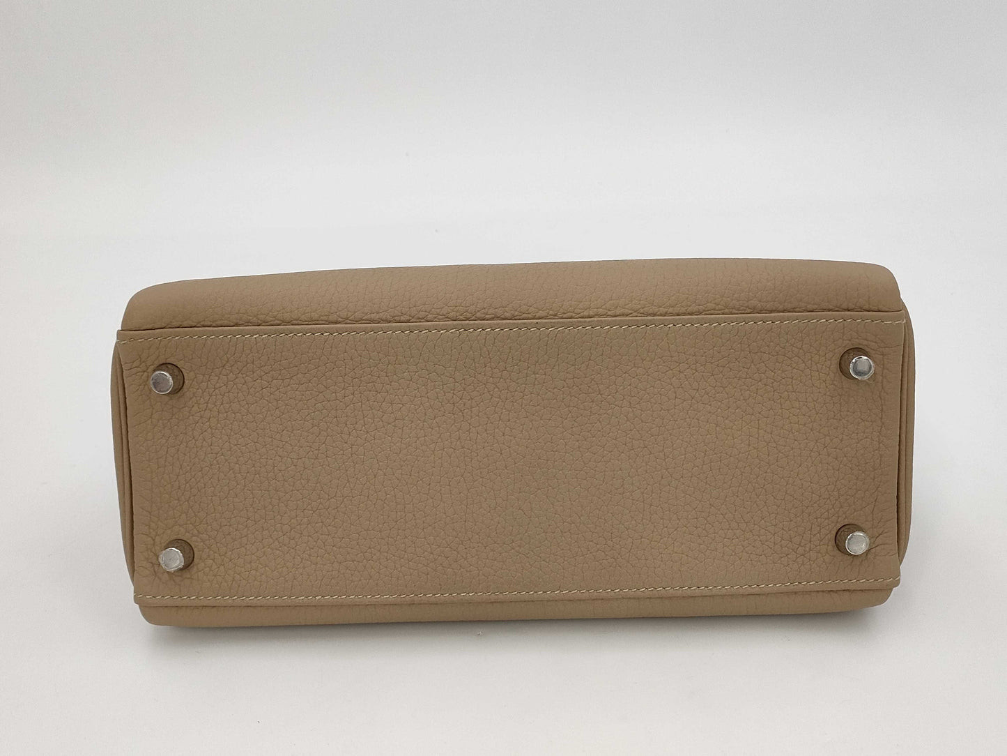 HERMES Kelly 28 Togo Trench Shoulder Bag with Gold Hardware and Z Stamp