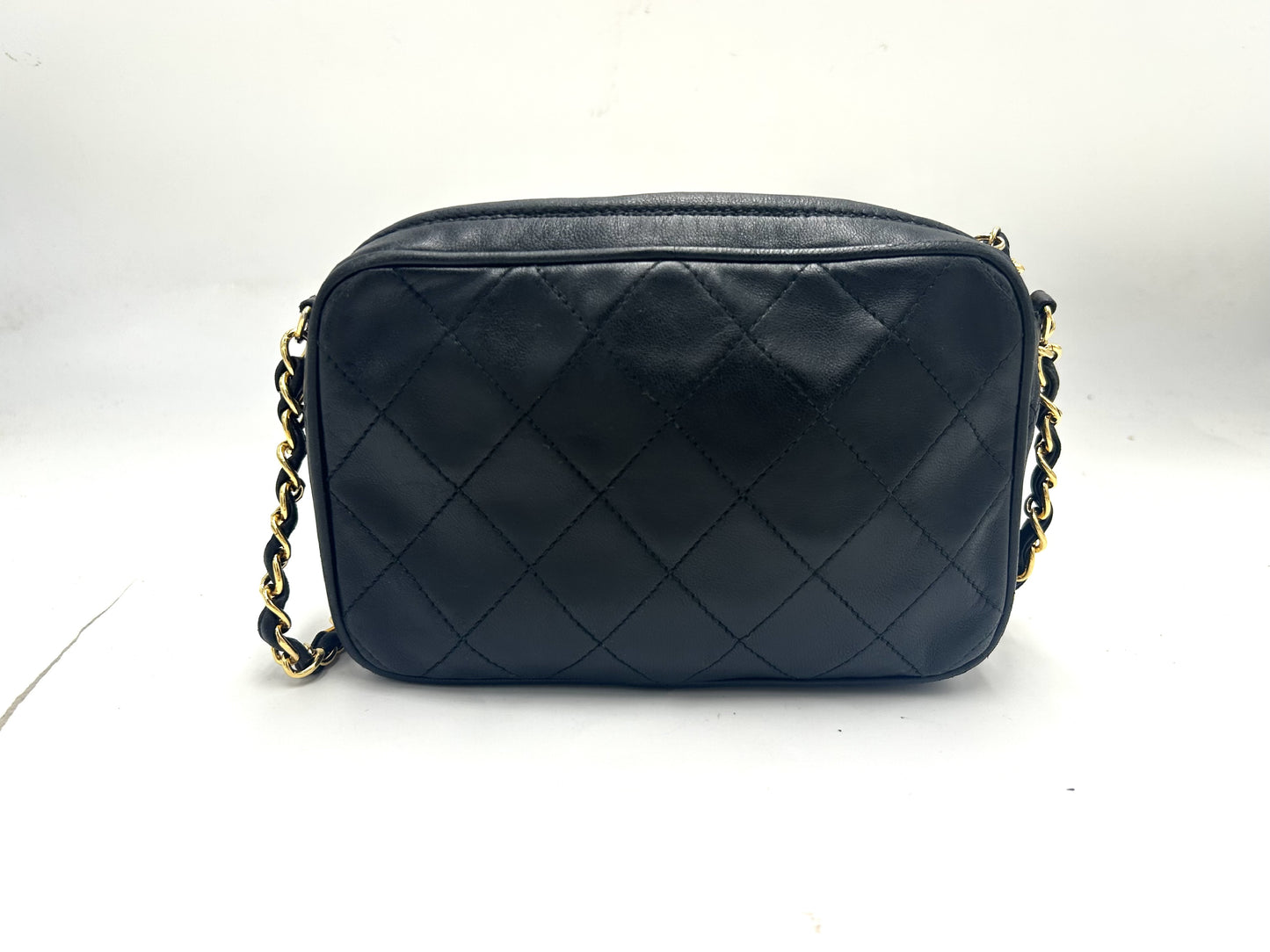 CHANEL Matelasse Turnlock Chain Bag