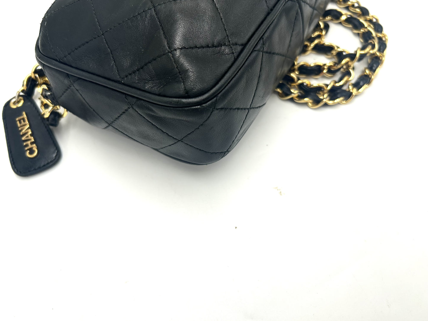 CHANEL Matelasse Turnlock Chain Bag