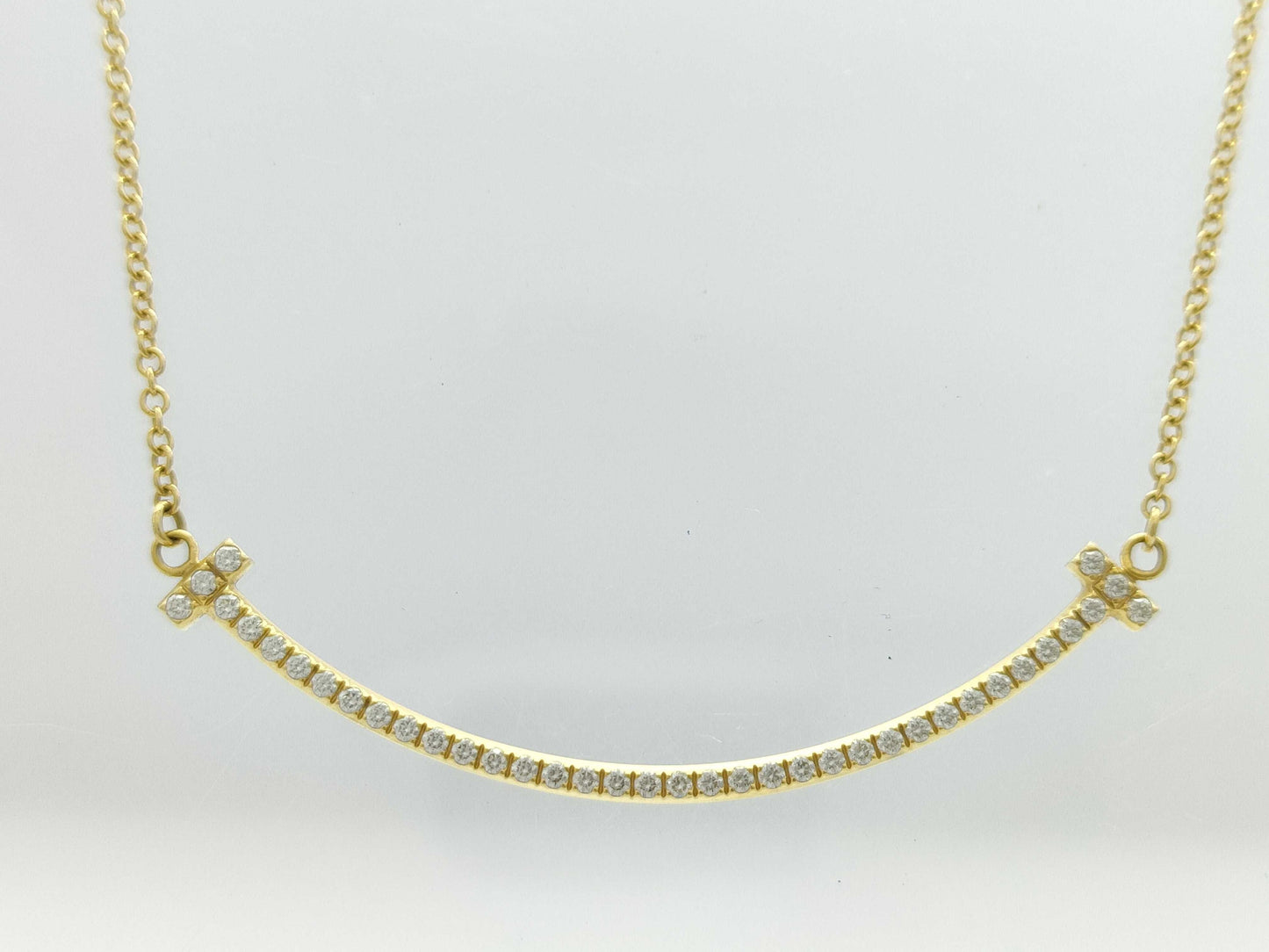 Tiffany & Co. T Smile Small Diamond Necklace in Yellow Gold and Au750, 2.3g
