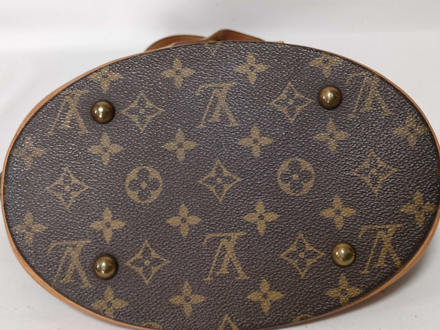 LOUIS VUITTON Monogram Louis Vuitton Bucket Shoulder Bag