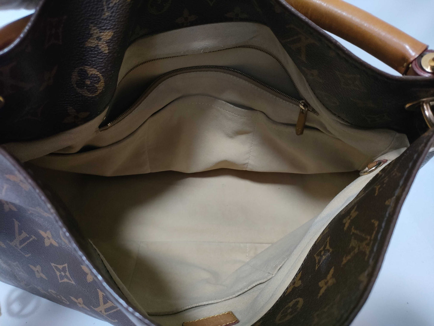 LOUIS VUITTON Monogram LV Artsy Charm Shoulder Bag