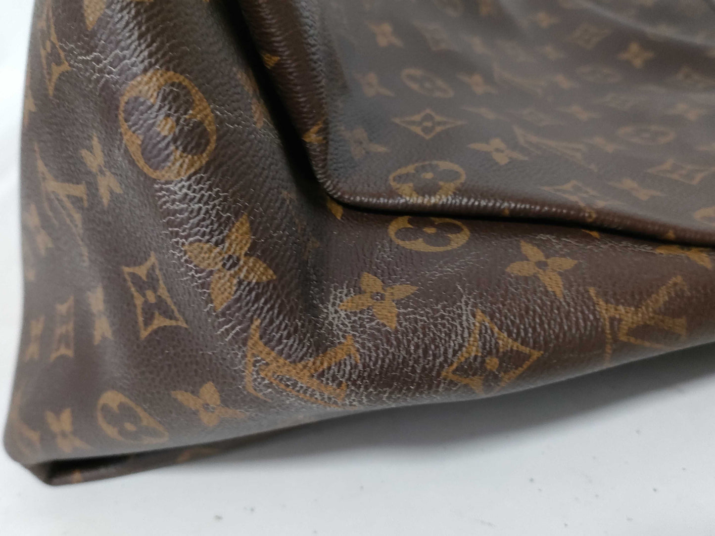 LOUIS VUITTON Monogram LV Artsy Charm Shoulder Bag