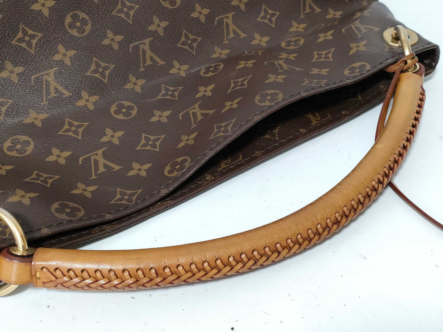 LOUIS VUITTON Monogram LV Artsy Charm Shoulder Bag