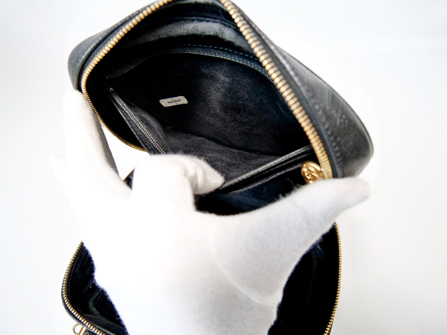 CHANEL Caviar Skin Vanity Coco Mark 2-Way Shoulder Bag Black Vanity Bag