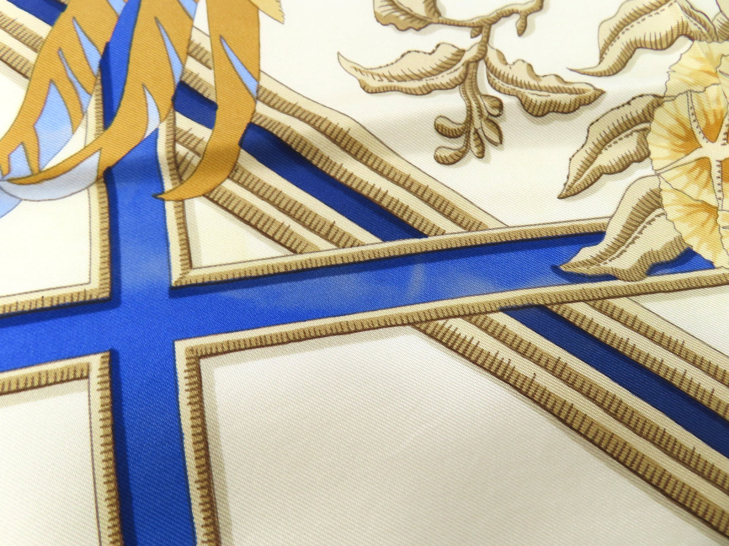 HERMES HERMES Carré 90 Caribbean Bird Scarf