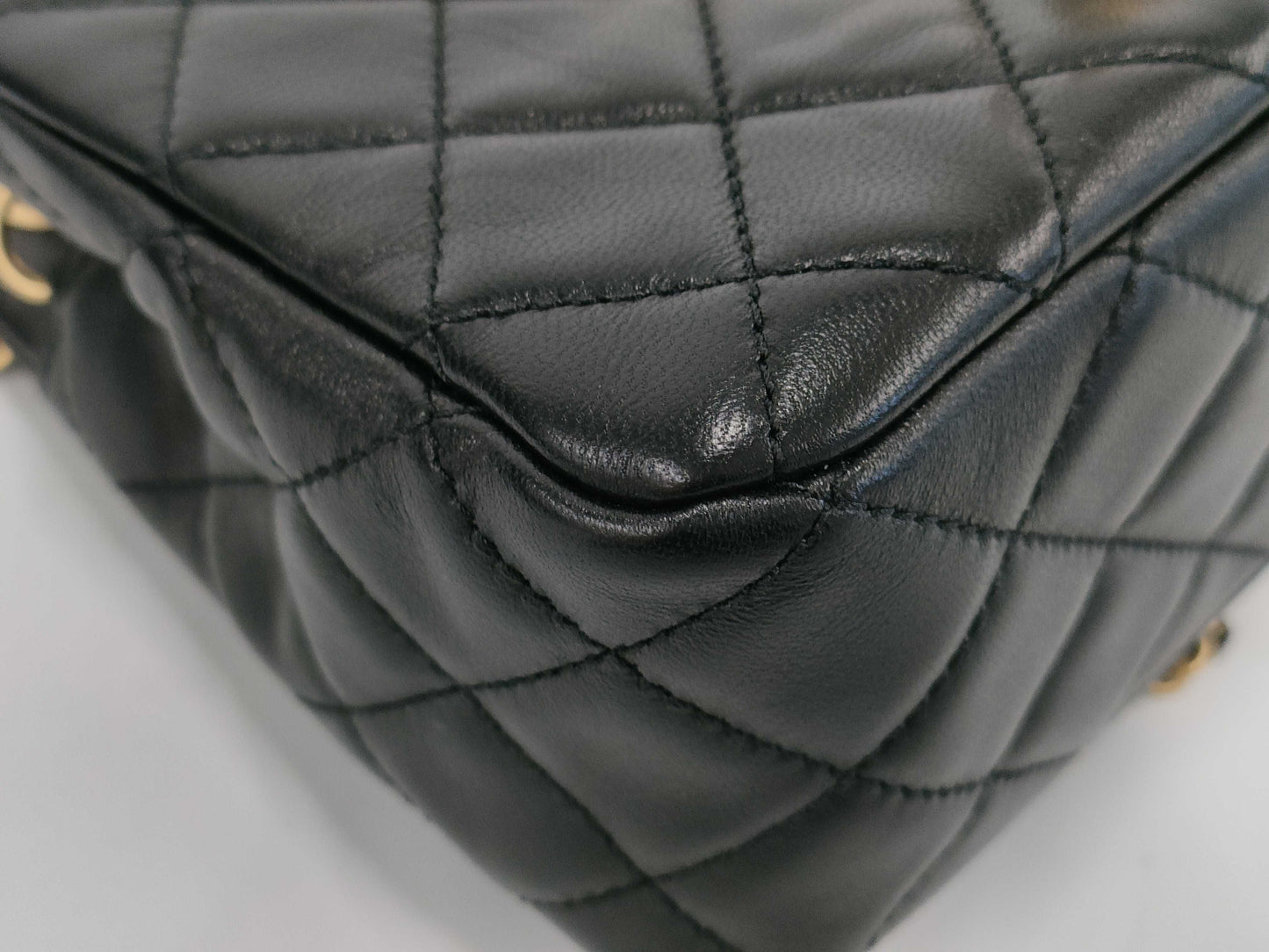 CHANEL CHANEL Mini Matelasse Lamb Chain Black Shoulder Bag