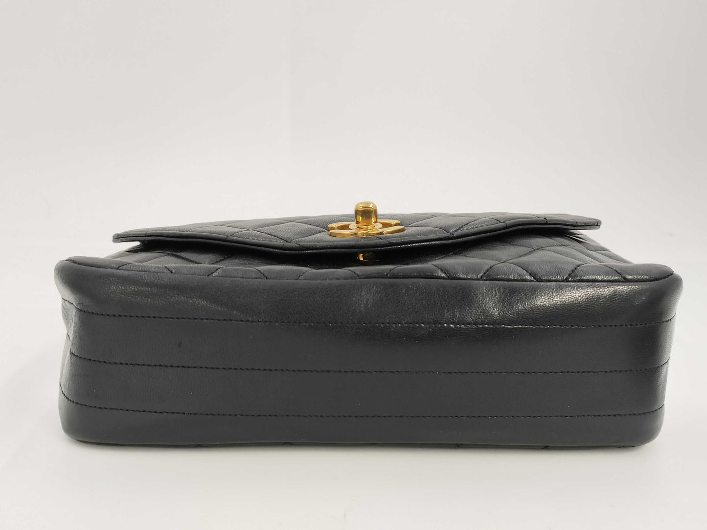 CHANEL Matelasse Chain G Hardware Shoulder Bag