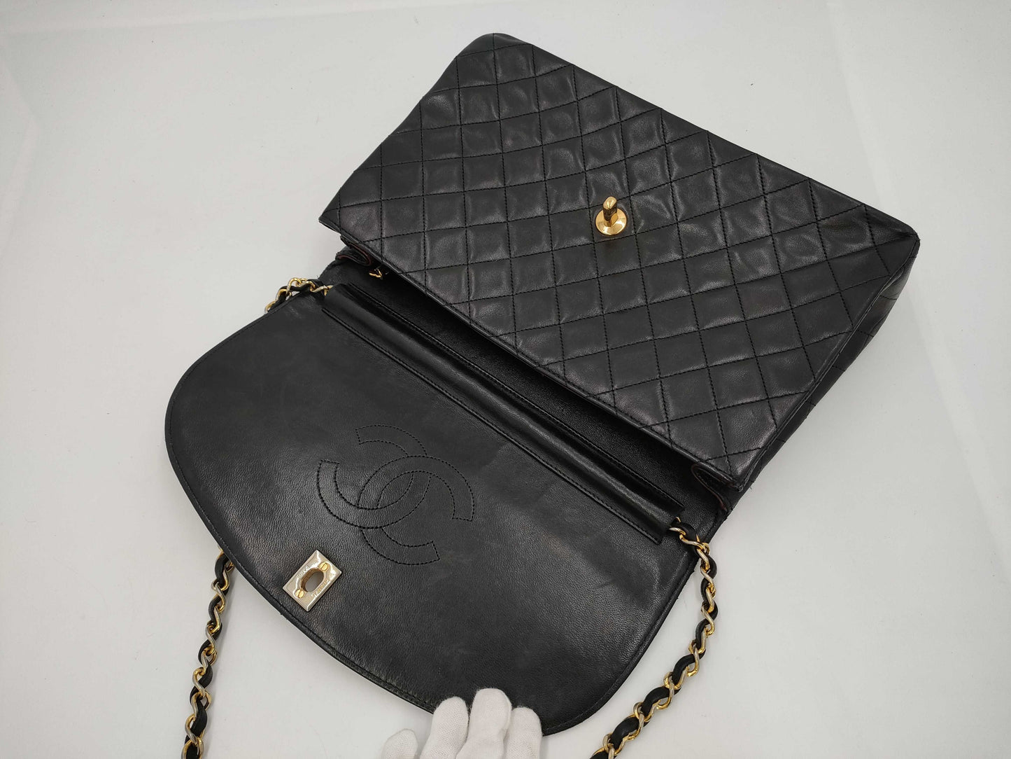 CHANEL Matelasse Chain G Hardware Shoulder Bag