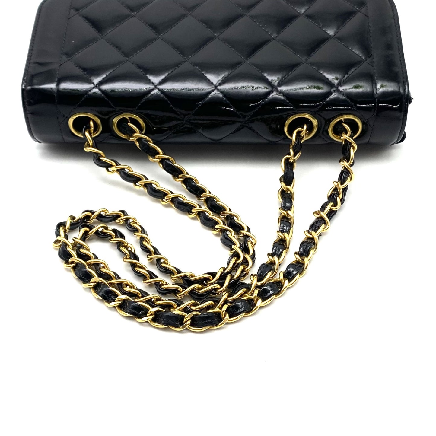 CHANEL CHANEL Matelasse Turnlock Coco Mark Diana Flap Patent Leather Chain Hand Shoulder Bag