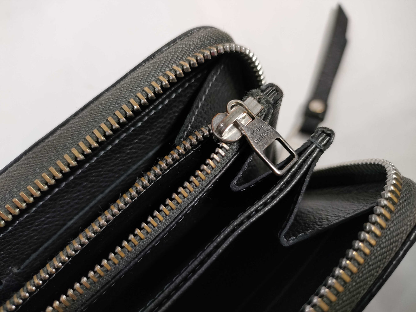 LOUIS VUITTON RFID verification not possible SP4135 M61442 Zippy Wallet Platine Studs Wallet