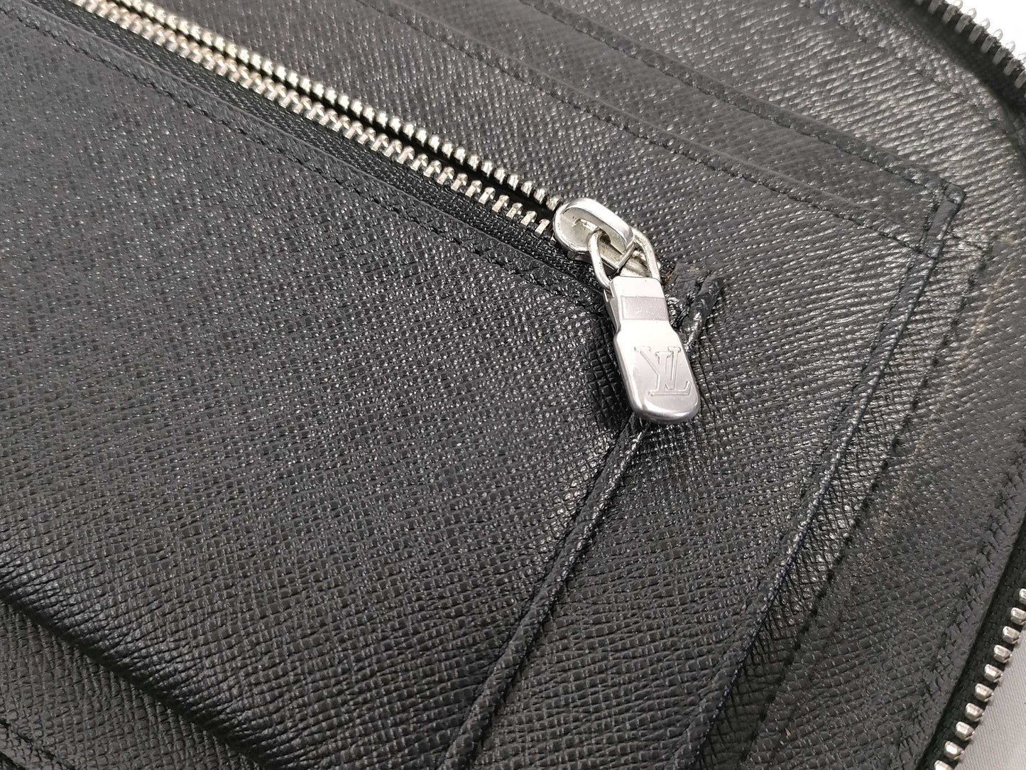 LOUIS VUITTON RFID verification failed MI1004 Taiga Taiga Organizer Atoll Travel Case Handbag