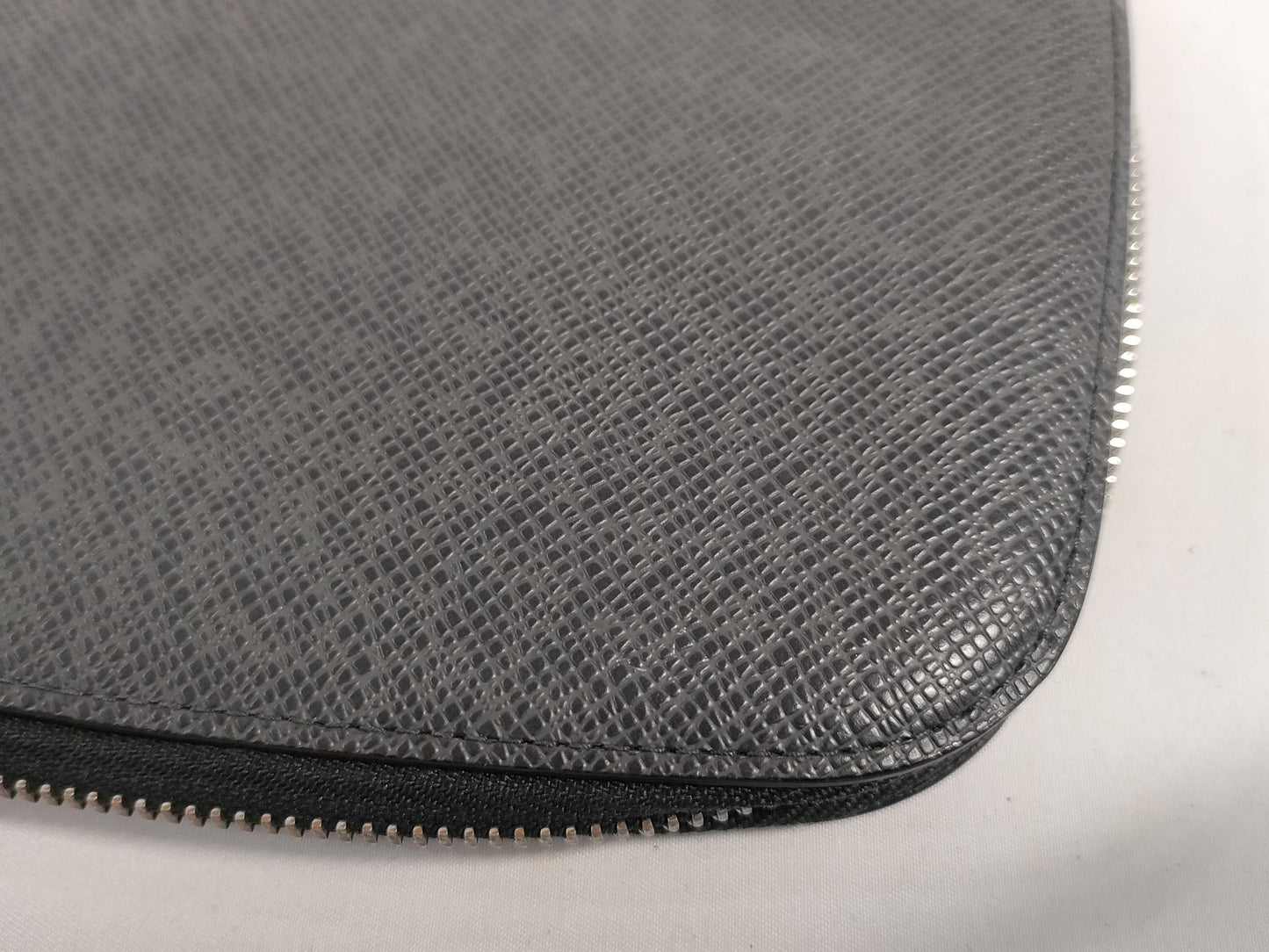 LOUIS VUITTON RFID verification failed MI1004 Taiga Taiga Organizer Atoll Travel Case Handbag
