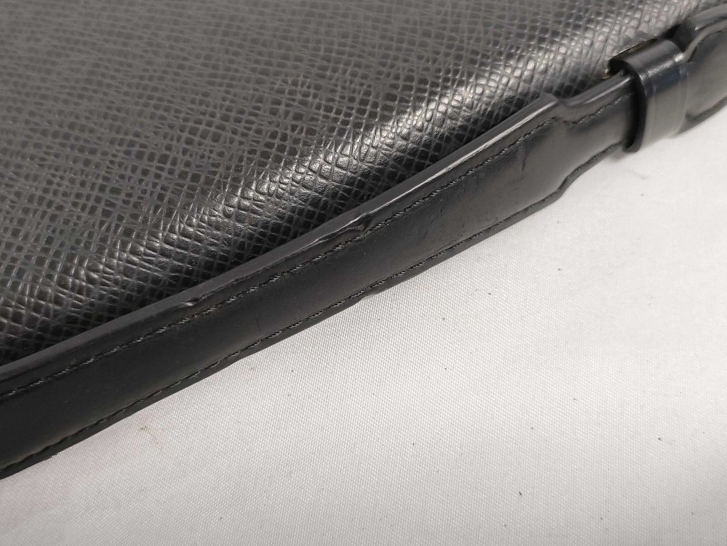 LOUIS VUITTON RFID verification failed MI1004 Taiga Taiga Organizer Atoll Travel Case Handbag
