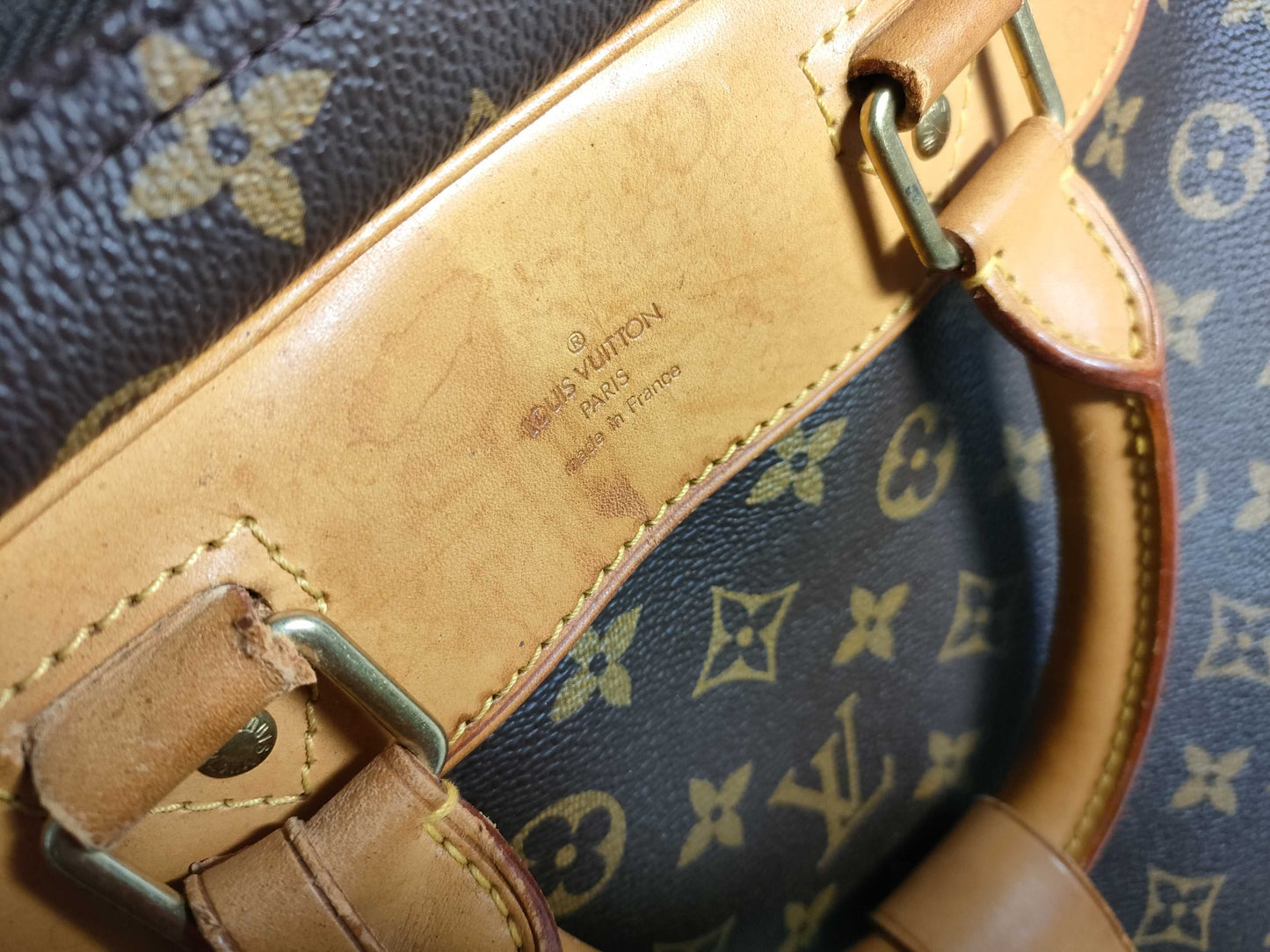 LOUIS VUITTON RFID verification failed. VI1918 Monogram Louis Vuitton Evasion Handbag.
