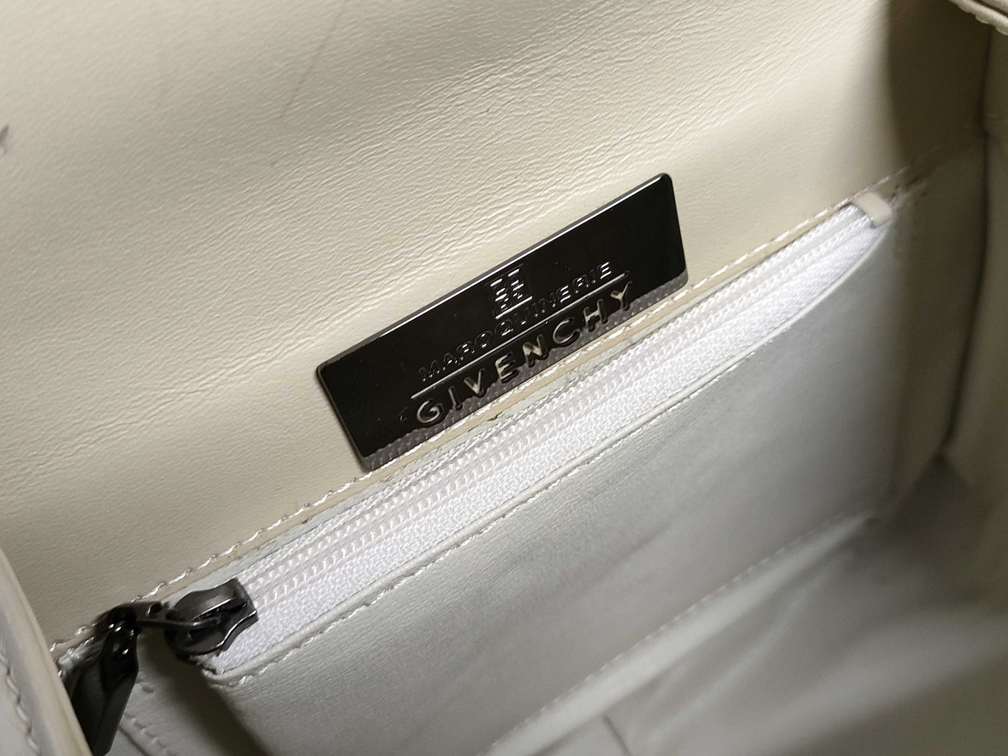 GIVENCHY GIVENCHY Handbag Handbag
